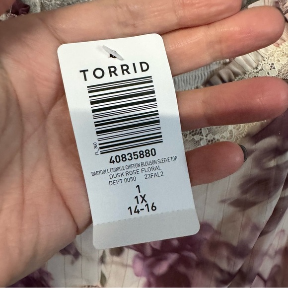 NWT Torrid Babydoll Crinkle Chiffon Blouson Sleeve Top shirt DUSK ROSE FLORAL - Picture 6 of 14